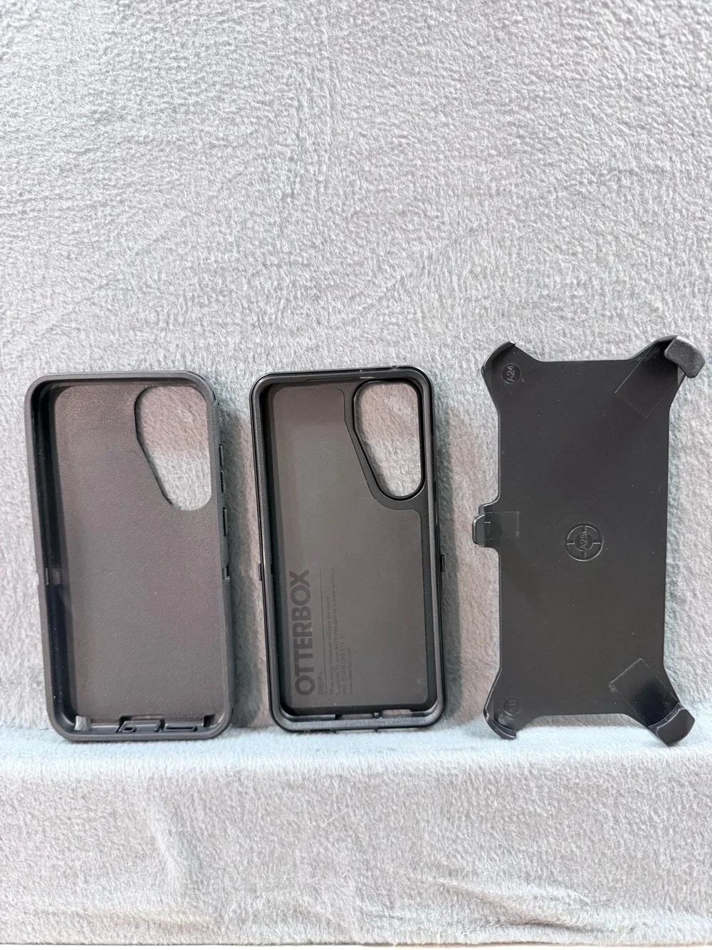 OtterBox - Defender Series Black Case for Samsung Galaxy S25+